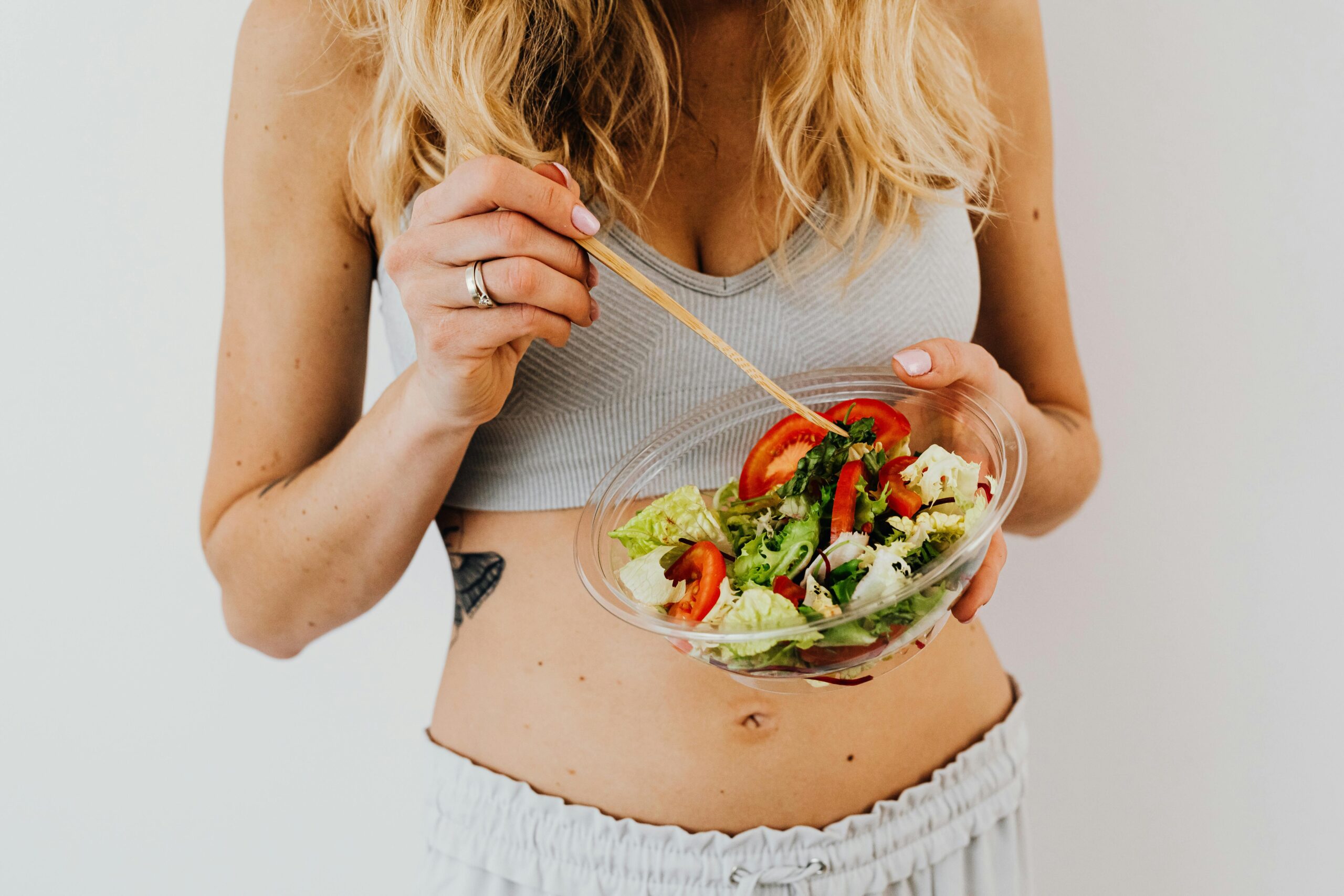 Everything You Need to Know About Eating One Meal A Day: Benefits, Risks, and Practical Considerations